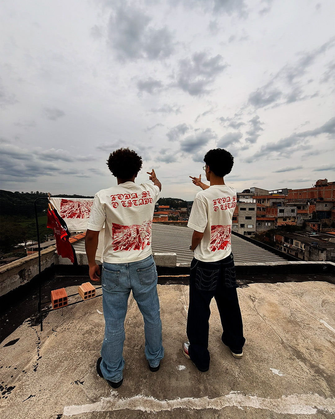 Camiseta - Boxy - Foda-se o estado.